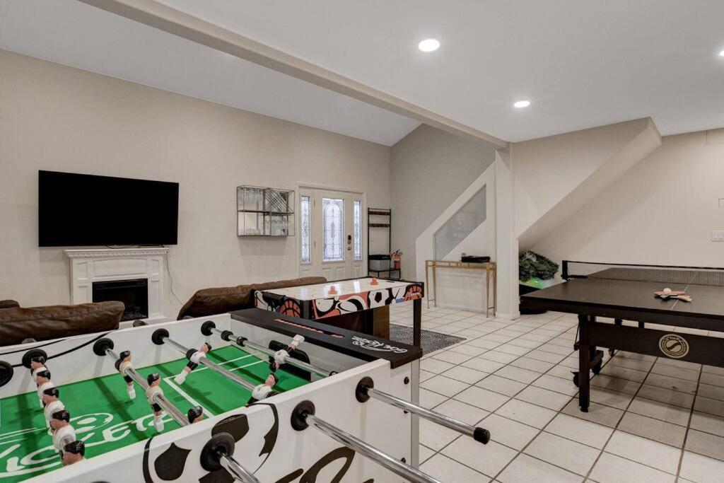 Вилла Beautiful 5Br W/King Beds, Pool & Hot Tub, Games Лас-Вегас Экстерьер фото