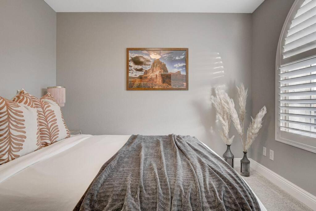 Вилла Beautiful 5Br W/King Beds, Pool & Hot Tub, Games Лас-Вегас Экстерьер фото