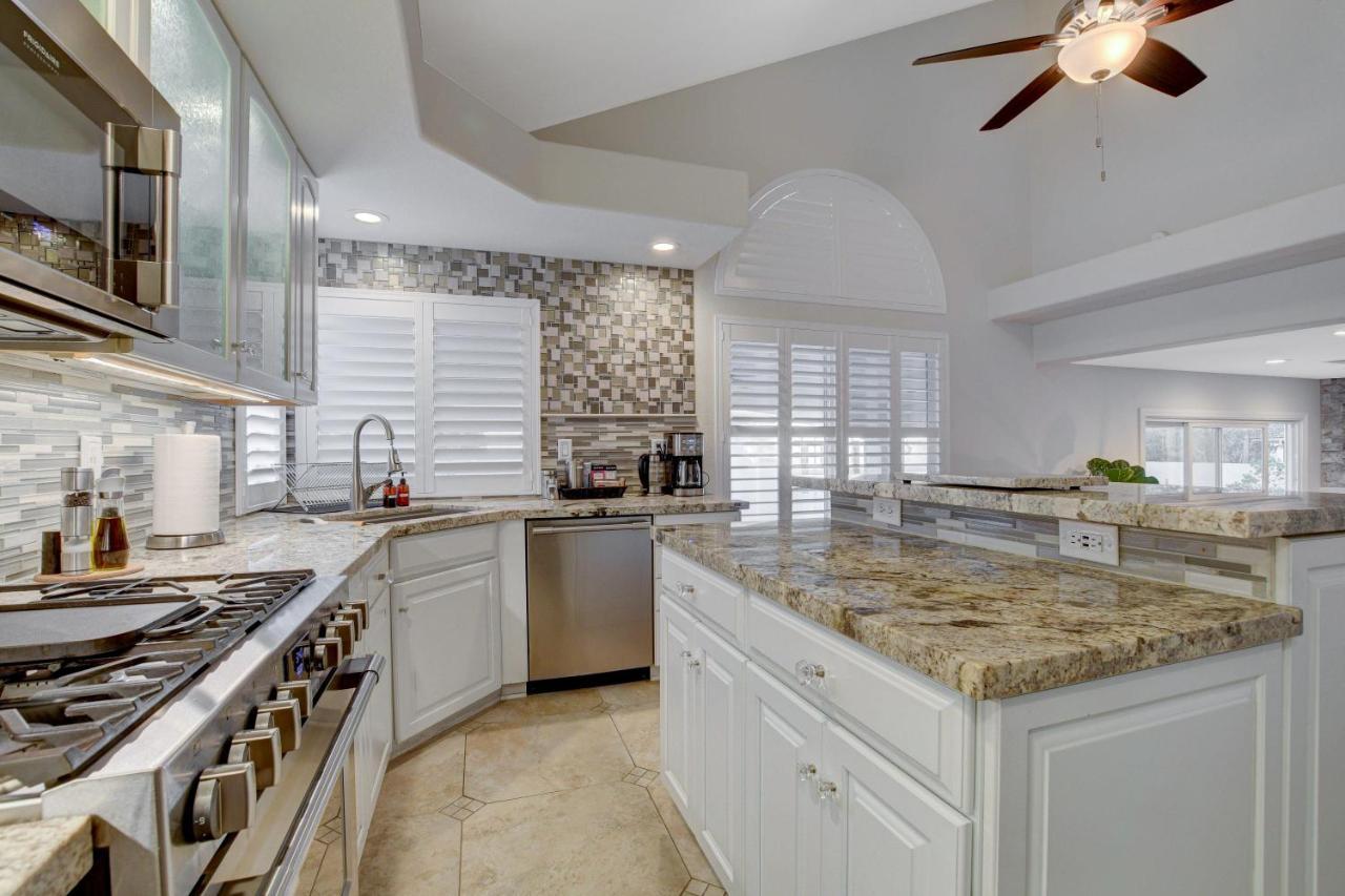 Вилла Beautiful 5Br W/King Beds, Pool & Hot Tub, Games Лас-Вегас Экстерьер фото